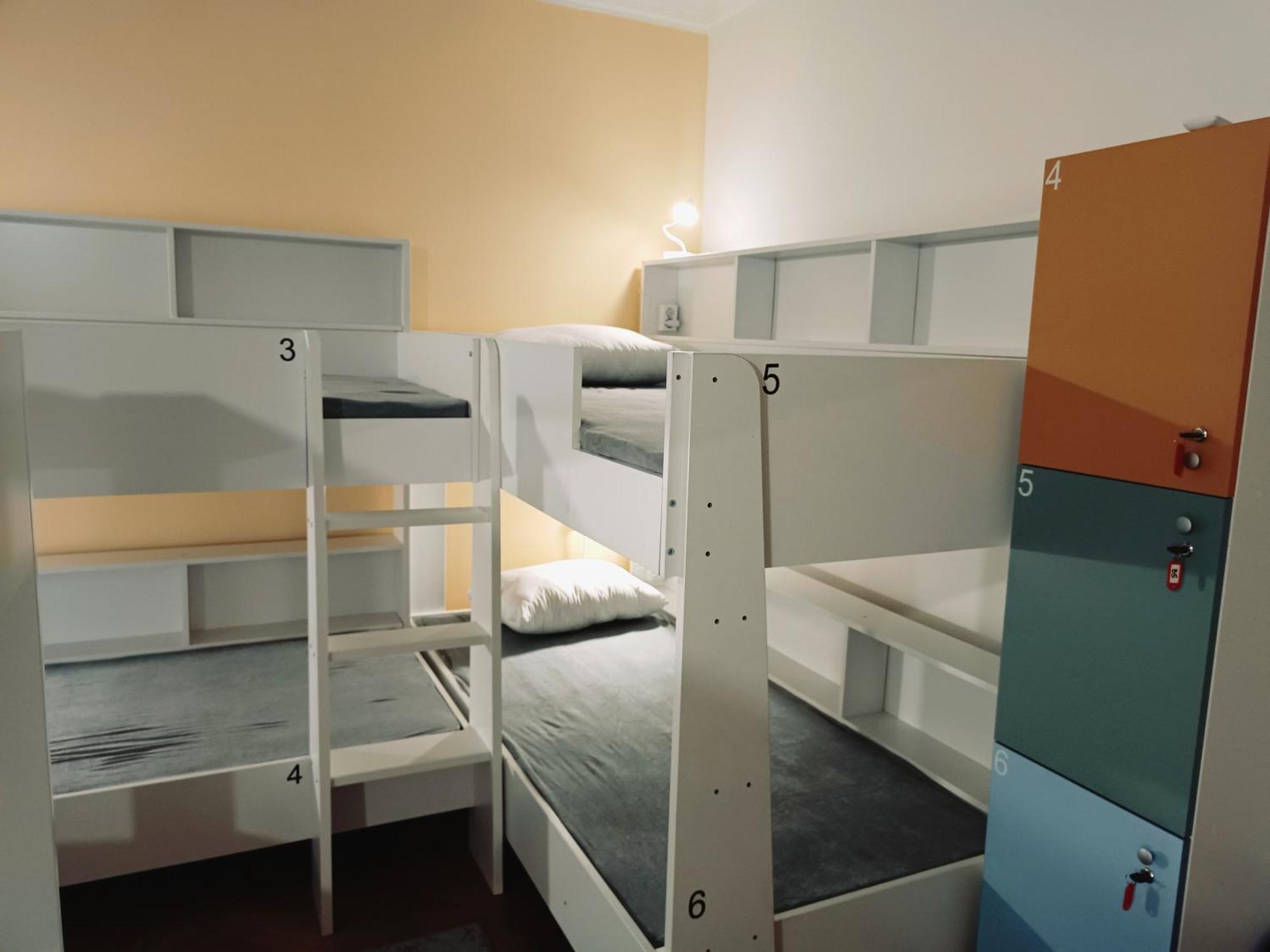Hostel Central سكوبجي المظهر الخارجي الصورة